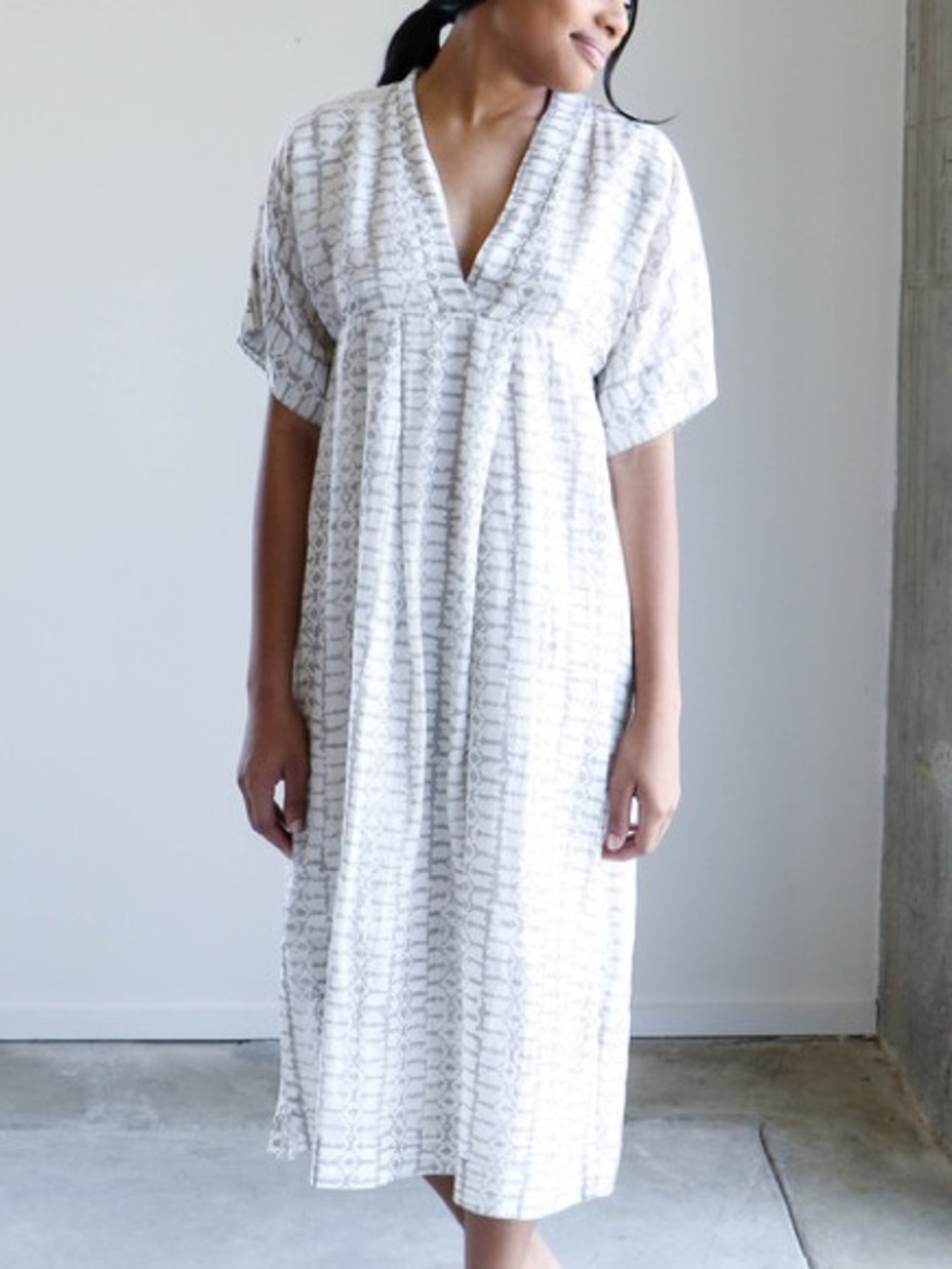 Mirth Caftan Zermatt Cotton & Silk Hand Block Print Dress M/L White Gray